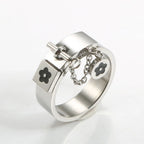 Anel Charm